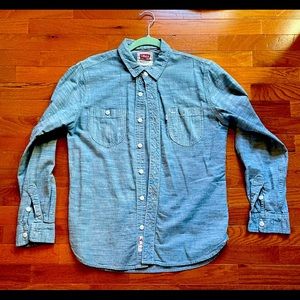 Levi’s Chambray Work Shirt sz M